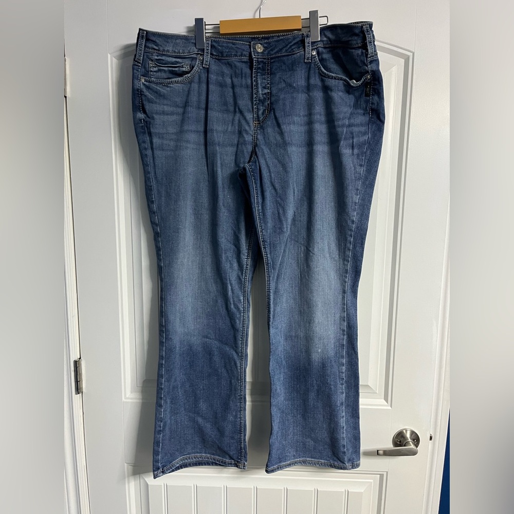 Classic Women's Blue Denim Jeans